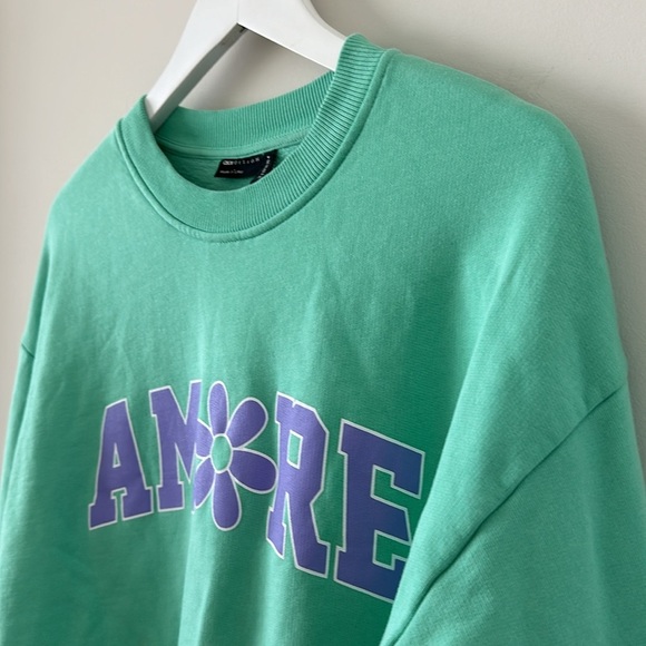 ASOS Design Amore Green Oversized Soft Crewneck Sweatshirt Sweater Size Small 4 - Picture 4 of 7